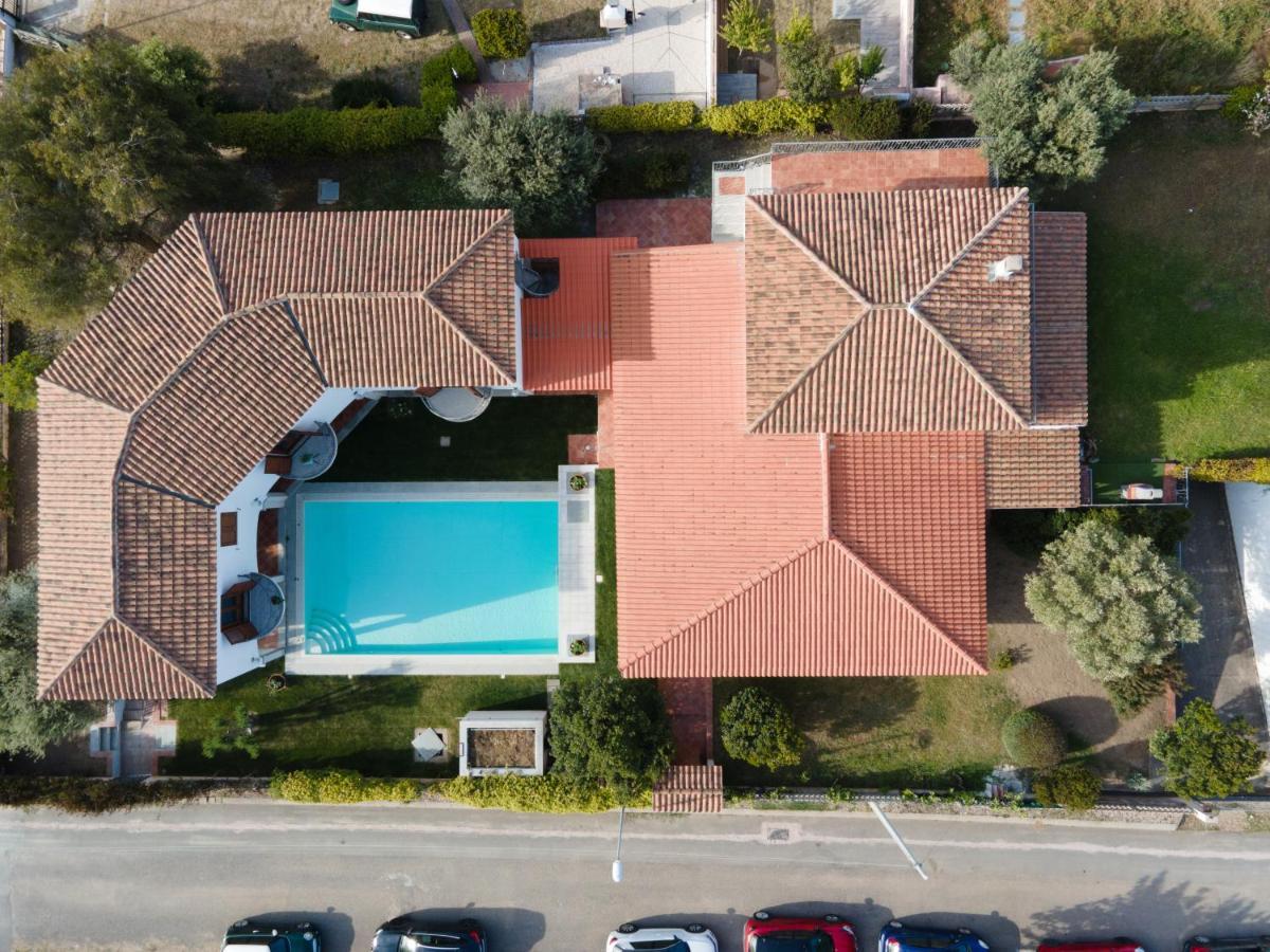 Mera Apartments Posada  Bagian luar foto